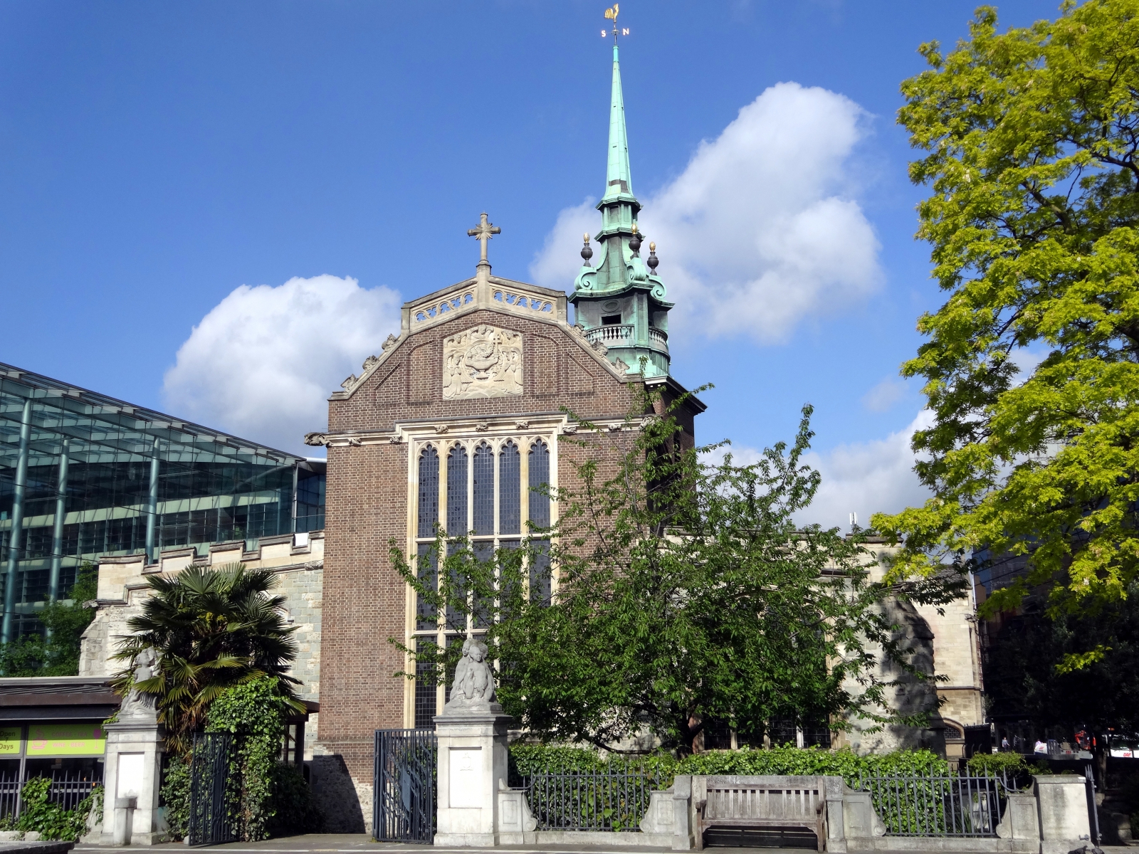 photo of All Hallows by the Tower church