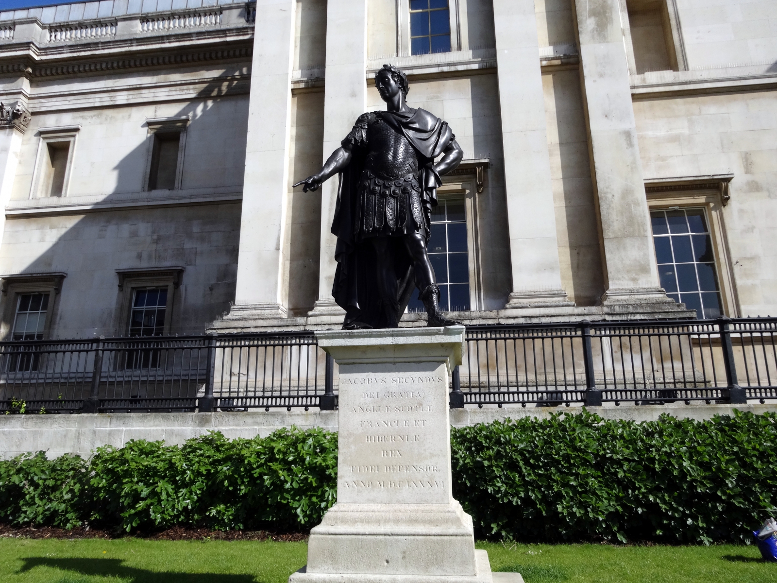 photo of bronze statue of James II