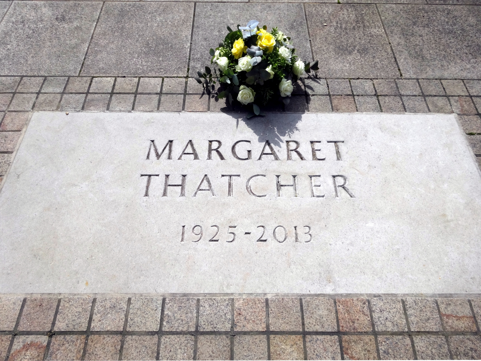 photo of Margaret Thatcher's gravestone