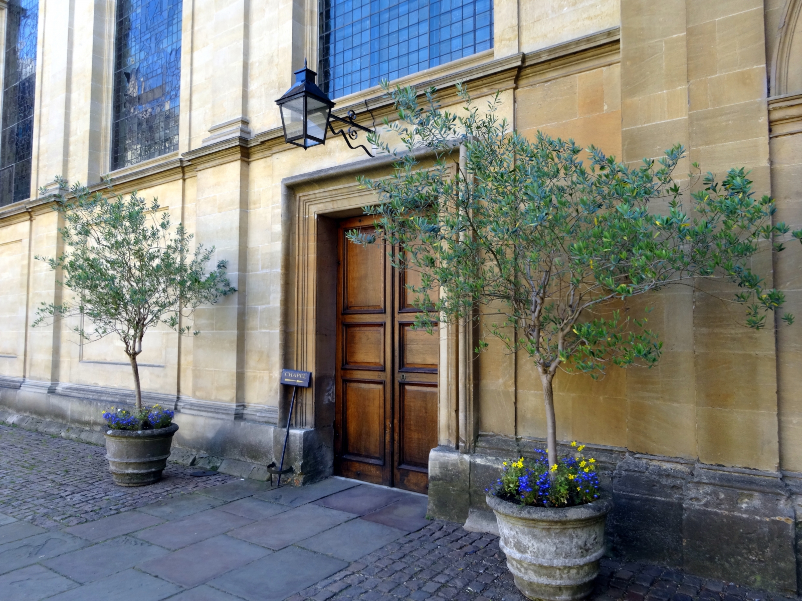 photo of the chapel entrance
